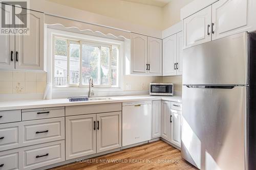 43 Valerie Drive, St. Catharines, ON - Indoor Photo Showing Kitchen