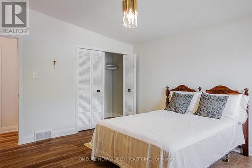 43 Valerie Drive, St. Catharines, ON - Indoor Photo Showing Bedroom