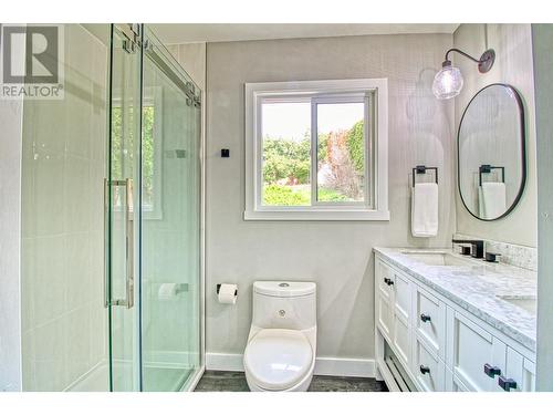 12311 Husband Road, Coldstream, BC - Indoor Photo Showing Bathroom