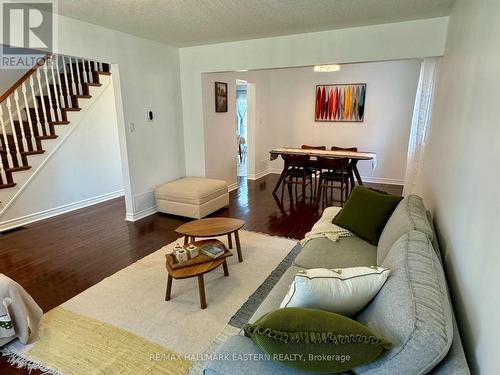 1792 Willowcreek Boulevard, Peterborough (Ashburnham), ON - Indoor Photo Showing Living Room