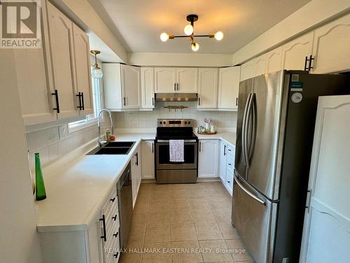 1792 Willowcreek Boulevard, Peterborough (Ashburnham), ON - Indoor Photo Showing Kitchen With Double Sink