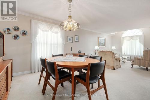 34 Loyalist Court, Barrie, ON - Indoor Photo Showing Dining Room