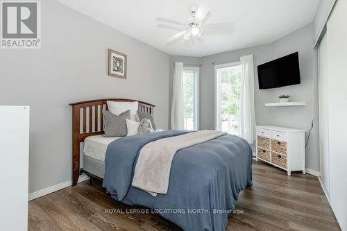 84 Silver Birch Avenue, Wasaga Beach, ON - Indoor Photo Showing Bedroom