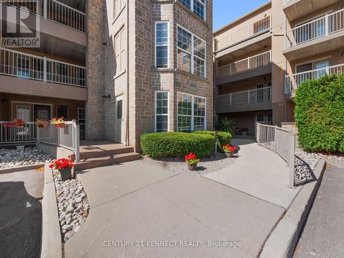 209 - 1470 Bishops Gate, Oakville (Glen Abbey), ON - Outdoor With Balcony