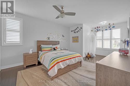 1385 Arrowhead Road, Oakville, ON - Indoor Photo Showing Bedroom