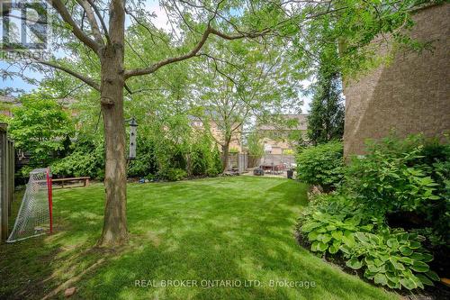 1385 Arrowhead Road, Oakville, ON - Outdoor