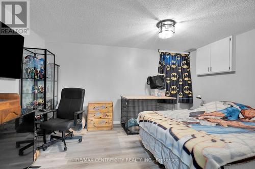 125 - 1247 Huron Street, London, ON - Indoor Photo Showing Bedroom