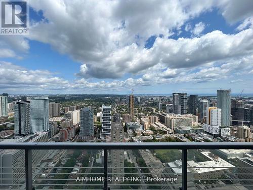 4804 - 386 Yonge Street, Toronto, ON - Outdoor With View