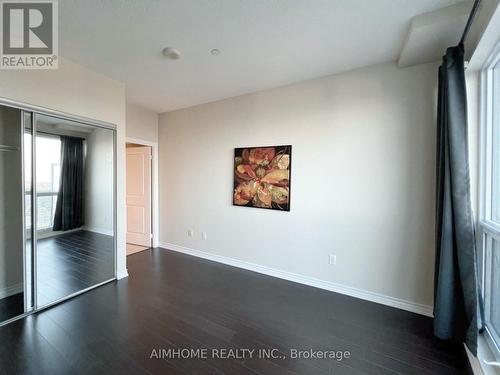 4804 - 386 Yonge Street, Toronto, ON - Indoor Photo Showing Other Room