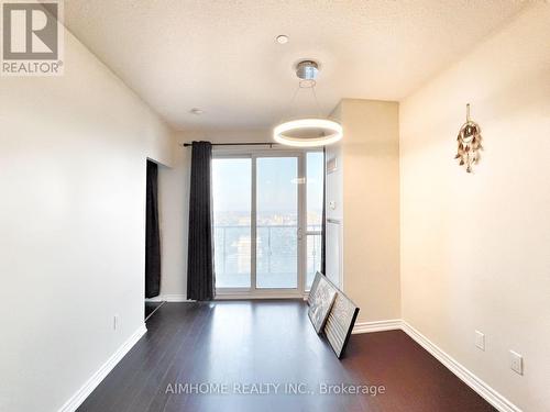 4804 - 386 Yonge Street, Toronto, ON - Indoor Photo Showing Other Room