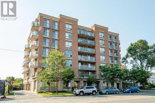 512 - 801 Sheppard Avenue W, Toronto (Clanton Park), ON - Outdoor With Balcony With Facade