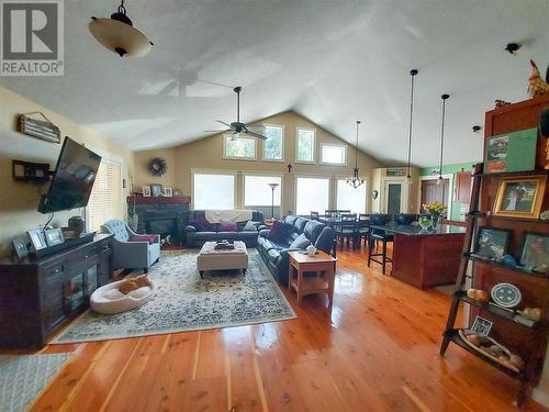 212 Falcon Avenue, Vernon, BC - Indoor