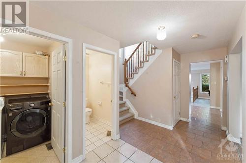 137 Shirley'S Brook Drive, Kanata, ON - Indoor Photo Showing Laundry Room