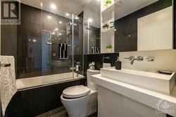 Bathroom 3 piece - 