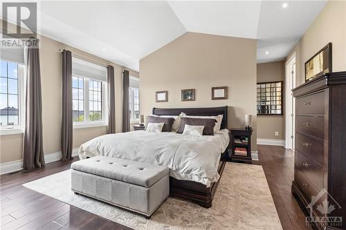 812 Percival Crescent, Ottawa, ON - Indoor Photo Showing Bedroom