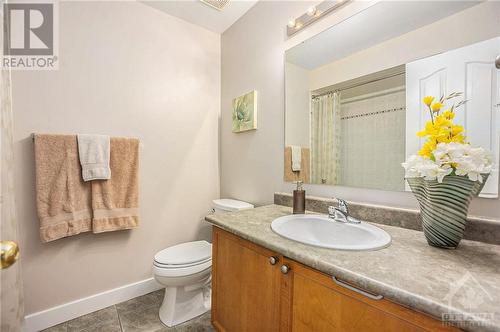 Main Bathroom - 2029 Breezewood Street, Ottawa, ON - Indoor Photo Showing Bathroom