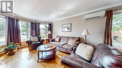 28 Tree Top Drive, St. John'S, NL - Indoor Photo Showing Living Room