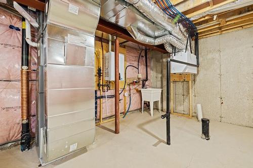 16 Prospect Avenue|Unit #B, St. Catharines, ON - Indoor Photo Showing Basement