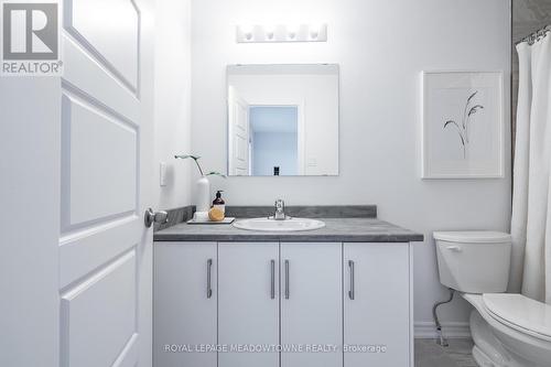 25 Elsegood Drive, Guelph, ON - Indoor Photo Showing Bathroom