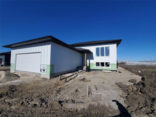 310 Centre Street, Niverville, MB - Outdoor