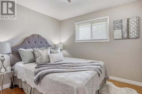 1166 Ridgecrest Avenue, Oshawa (Donevan), ON - Indoor Photo Showing Bedroom