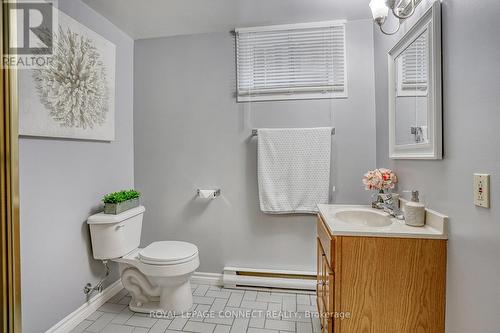 1166 Ridgecrest Avenue, Oshawa (Donevan), ON - Indoor Photo Showing Bathroom