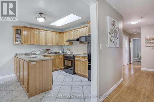 1166 Ridgecrest Avenue, Oshawa (Donevan), ON - Indoor Photo Showing Kitchen