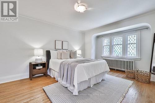 161 Chaplin Crescent, Toronto (Forest Hill South), ON - Indoor Photo Showing Bedroom