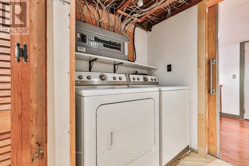 161 Chaplin Crescent, Toronto (Forest Hill South), ON - Indoor Photo Showing Laundry Room