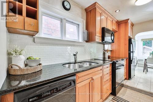 161 Chaplin Crescent, Toronto (Forest Hill South), ON - Indoor Photo Showing Kitchen With Double Sink With Upgraded Kitchen