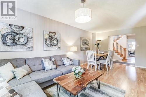 39 - 666 Constellation Drive, Mississauga, ON - Indoor Photo Showing Living Room