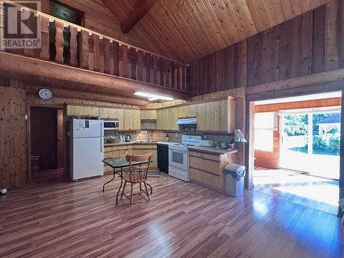 11409 Huffman Drive, Fort St. James, BC - Indoor Photo Showing Kitchen