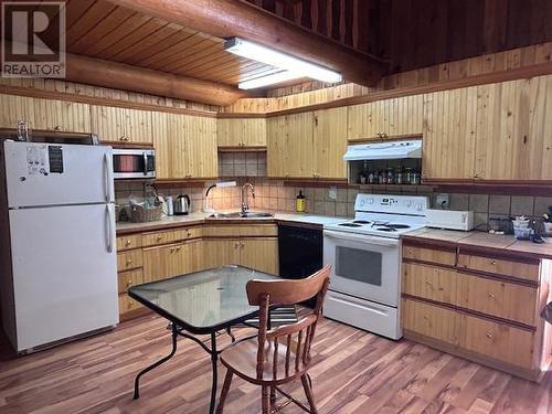 11409 Huffman Drive, Fort St. James, BC - Indoor Photo Showing Kitchen With Double Sink