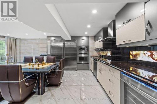 76 Upper Post Road, Vaughan, ON - Indoor Photo Showing Kitchen With Upgraded Kitchen