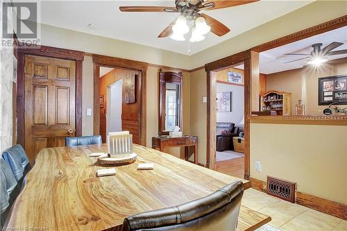 140 Park Row N, Hamilton, ON - Indoor Photo Showing Dining Room