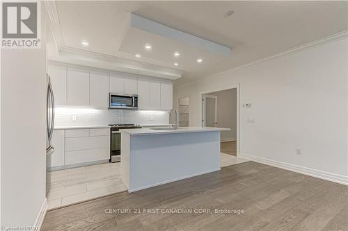 811 - 480 Callaway Road, London, ON - Indoor Photo Showing Kitchen