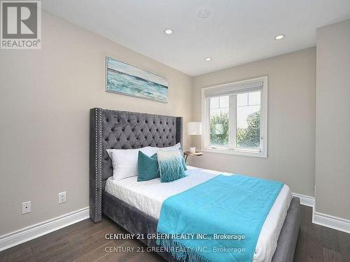 2 - 3350 Thomas Street, Mississauga (Churchill Meadows), ON - Indoor Photo Showing Bedroom