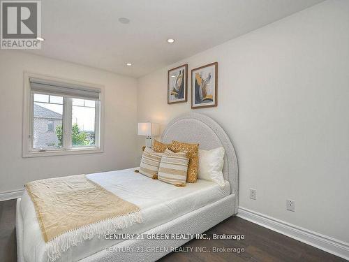 2 - 3350 Thomas Street, Mississauga (Churchill Meadows), ON - Indoor Photo Showing Bedroom