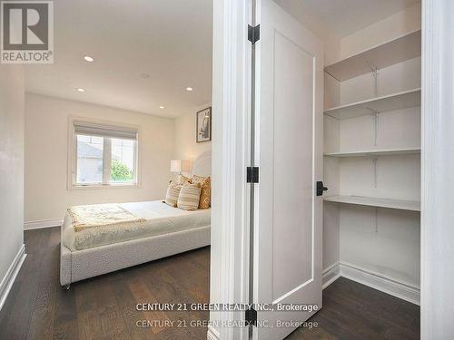 2 - 3350 Thomas Street, Mississauga (Churchill Meadows), ON - Indoor Photo Showing Bedroom