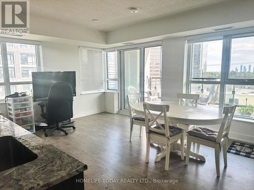 722 - 9 Mabelle Avenue, Toronto (Islington-City Centre West), ON - Indoor Photo Showing Dining Room