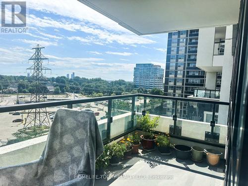 722 - 9 Mabelle Avenue, Toronto (Islington-City Centre West), ON - Outdoor With View