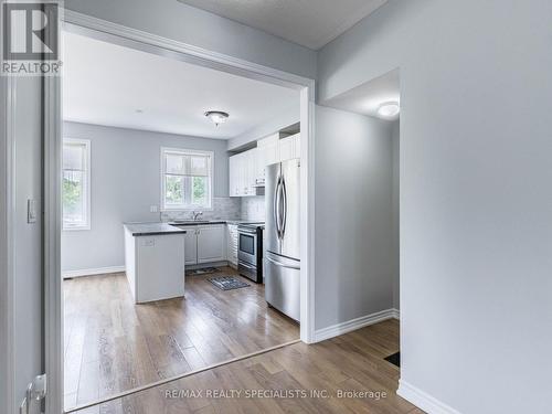 32 Kayak Heights, Brampton (Heart Lake), ON - Indoor Photo Showing Kitchen