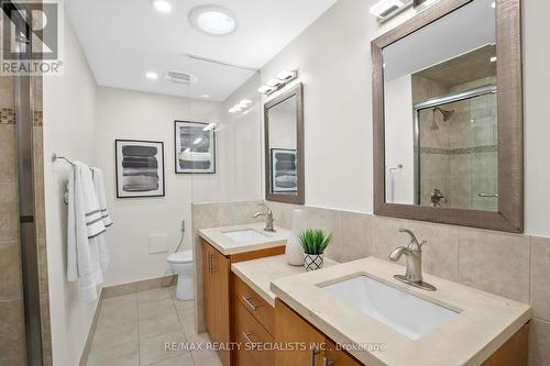 831 Caldwell Avenue, Mississauga (Lorne Park), ON - Indoor Photo Showing Bathroom