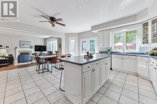 1688 Glenvista Drive W, Oakville (Iroquois Ridge North), ON - Indoor Photo Showing Kitchen