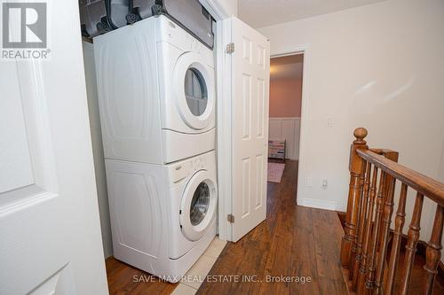 99 - 1380 Costigan Road, Milton (Clarke), ON - Indoor Photo Showing Laundry Room