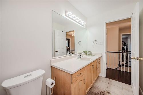 990 Upper Kenilworth Avenue, Hamilton, ON - Indoor Photo Showing Bathroom