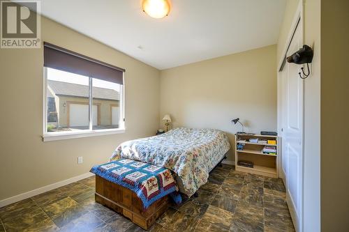 400 Belmonte Way, Kamloops, BC - Indoor Photo Showing Bedroom