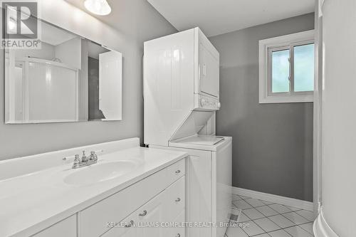 8169 Michael Street, Niagara Falls (Ascot), ON - Indoor Photo Showing Laundry Room