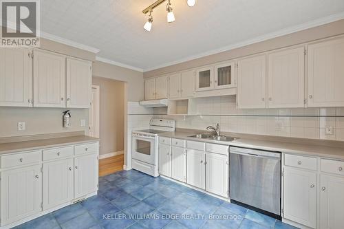 8169 Michael Street, Niagara Falls, ON - Indoor Photo Showing Kitchen With Double Sink