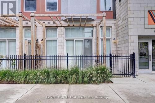 106 - 253 Albert Street W, Waterloo, ON - Outdoor